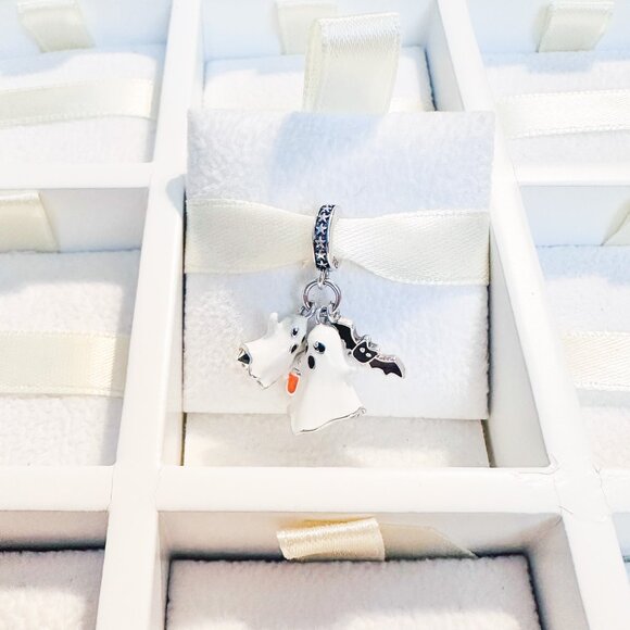 925 Sterling Silver Glow In The Dark Ghost Duet With Bat Dangle Charm - Picture 1 of 8